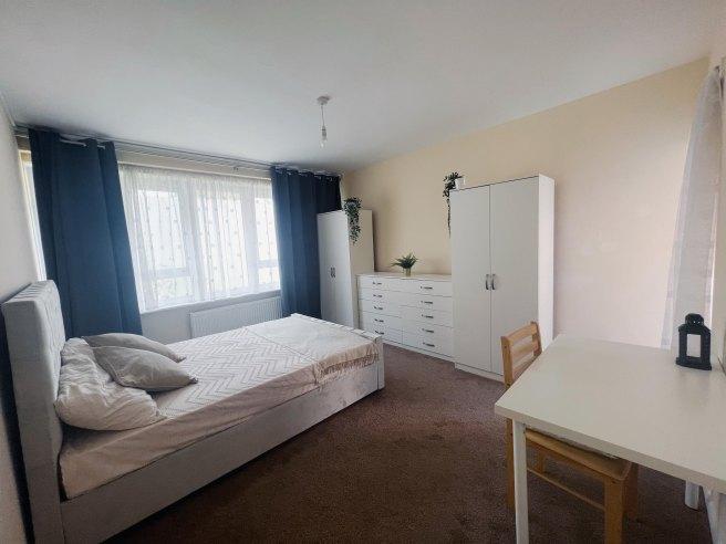 Watling-gardens-nw2-3ue-1021902