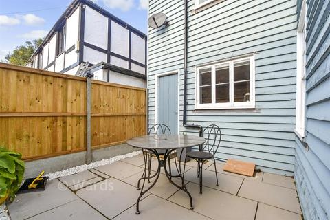 undefined, Middle Wall, Whitstable, Kent