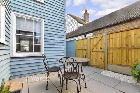undefined, Middle Wall, Whitstable CT5