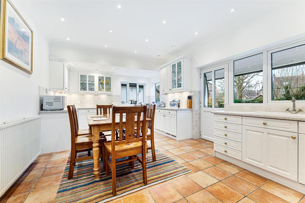 Dining Kitchen