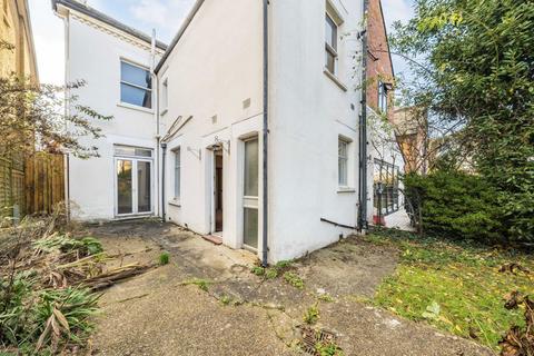 5 bedroom semi-detached house for sale, Gleneldon Road, London SW16
