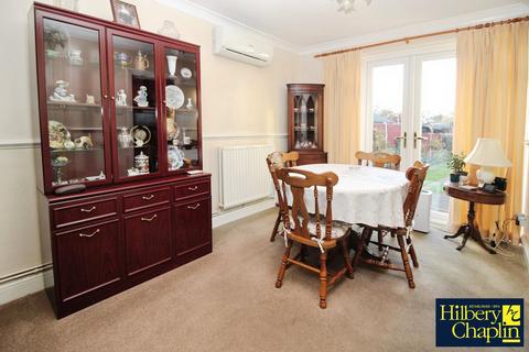 undefined, South End Road, Hornchurch, RM12