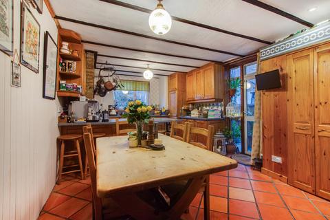 5 bedroom semi-detached house for sale, Adelaide Avenue, London SE4