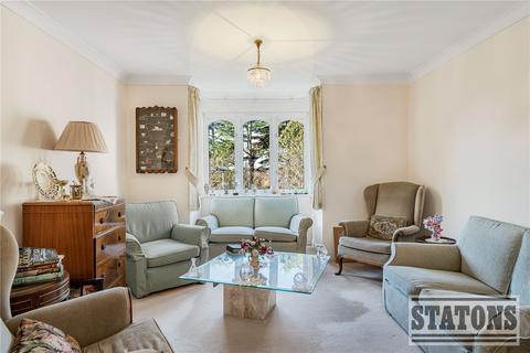 2 bedroom apartment for sale, High Road, London, N20