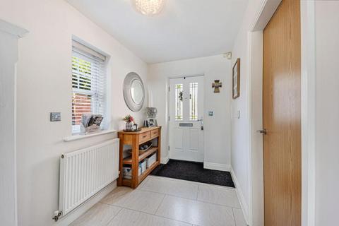 4 bedroom detached house for sale, Iona Crescent, Widnes, WA8