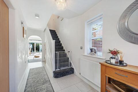 4 bedroom detached house for sale, Iona Crescent, Widnes, WA8
