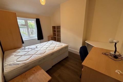 5 bedroom terraced house to rent, Mafeking Road, Brighton BN2