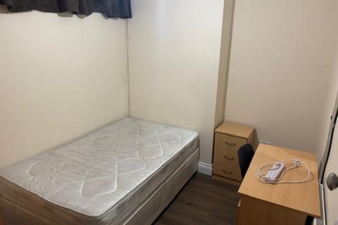5 bedroom terraced house to rent, Mafeking Road, Brighton BN2