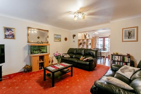 3 bedroom terraced house for sale, Castle Park Green, Edinburgh, EH16