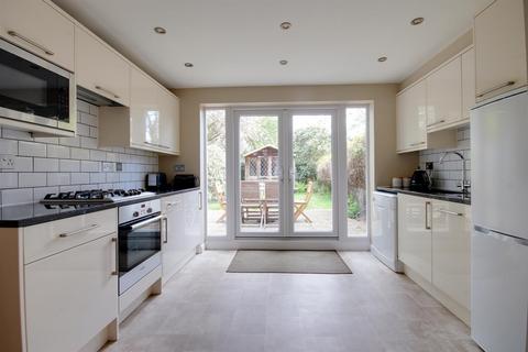 3 bedroom semi-detached house to rent, Martins Road, Brockenhurst