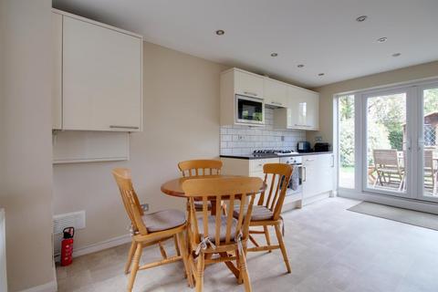 3 bedroom semi-detached house to rent, Martins Road, Brockenhurst