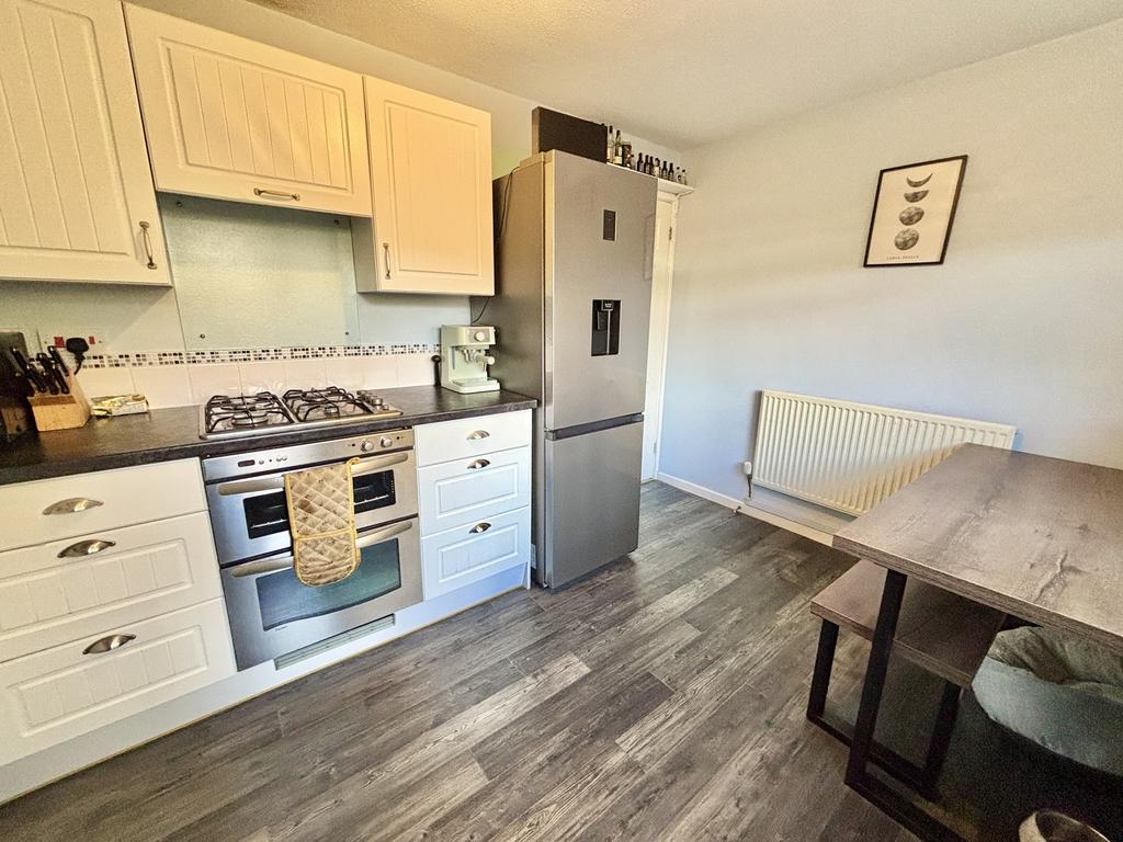 Kitchen / Breakfast Room