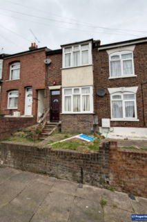 undefined, Luton LU1