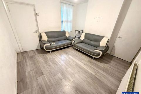 undefined, Luton LU1