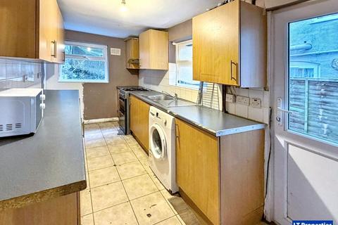 undefined, Luton LU1