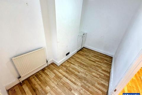 3 bedroom terraced house to rent, Luton LU1