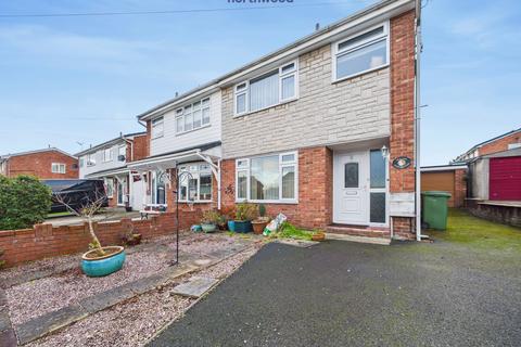 Queensway, Gwersyllt, Wrexham, LL11