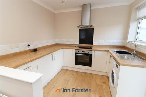 2 bedroom semi-detached bungalow for sale, Ovingham Gardens, Wideopen, Newcastle Upon Tyne
