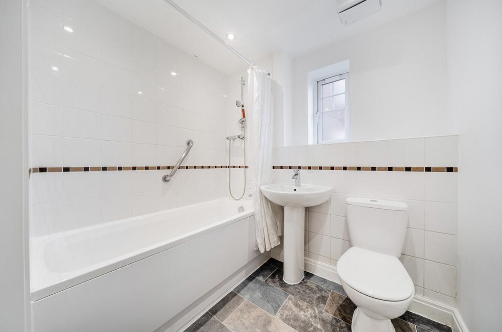 Family Bathroon