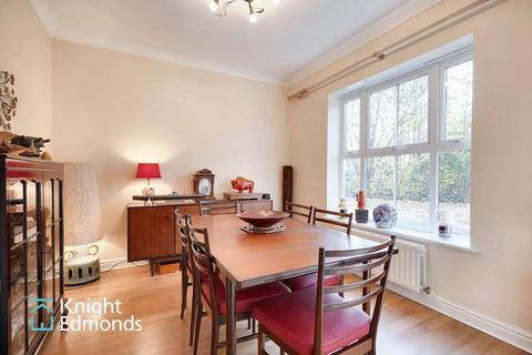 6 bedroom detached house for sale, Collinge Close, East Malling, ME19