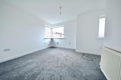 undefined, Mayland Avenue, Hull