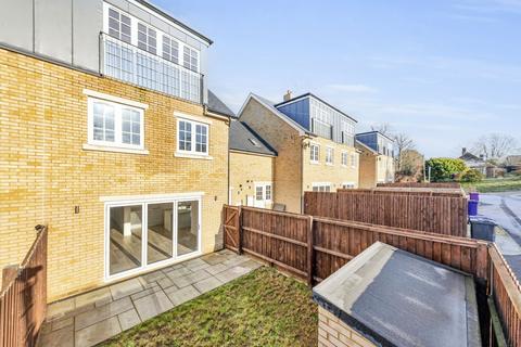 4 bedroom townhouse for sale, Newmarket Road, Royston SG8
