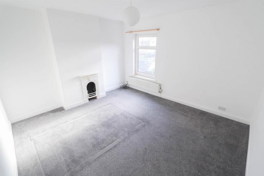 Rear Bedroom