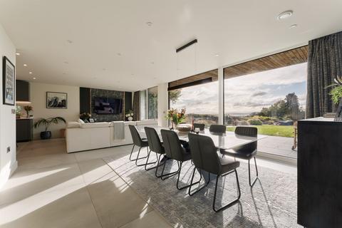 5 bedroom detached house for sale, Broadstone