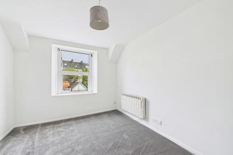2 bedroom apartment to rent, Wellington Court, Waterloo Road, Torquay
