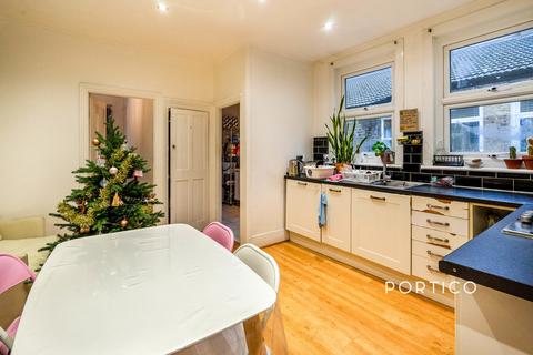 undefined, High Road Leyton, London, E10