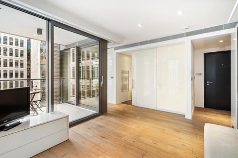 Studio to rent, Central St. Giles Piazza London WC2H