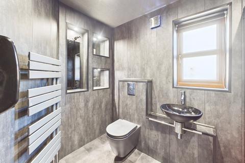 2 bedroom semi-detached house for sale, Thornhill Close, Dunston, NE11