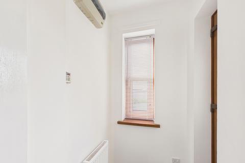 2 bedroom semi-detached house for sale, Thornhill Close, Dunston, Gateshead, NE11