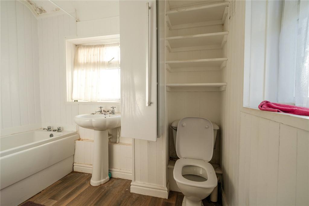 Bathroom (2)