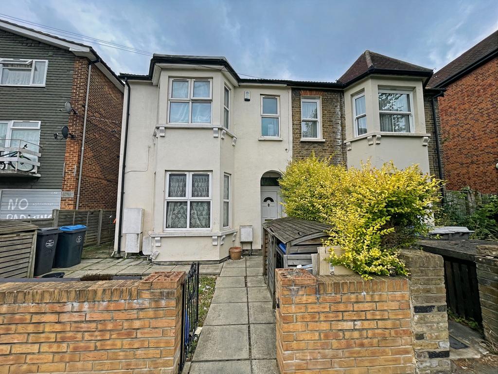 4 Bedroom Maisonette to Rent