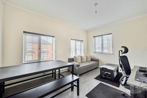 undefined, Shawfield Road, Aldershot GU12
