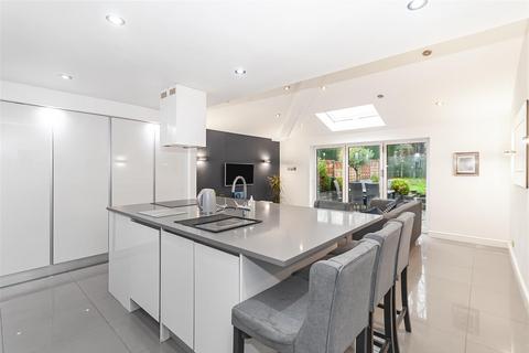 5 bedroom detached house for sale, Turton Heights, Bolton