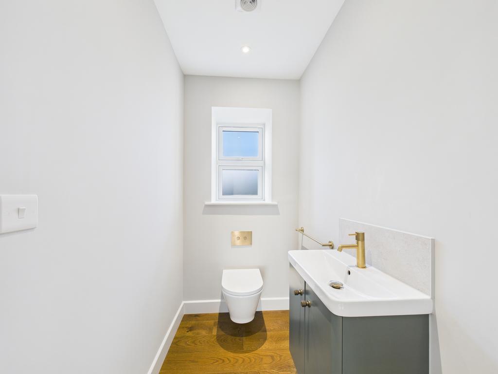 Cam01354 g0 pr0625 still005