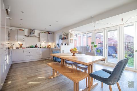 4 bedroom detached house for sale, Davies Drive, Cringleford