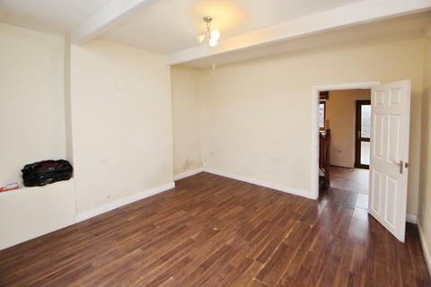2 bedroom terraced house for sale, Sheffield Road, Glossop SK13