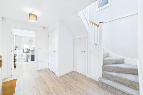 undefined, Fantastic detached house close to Clevedon Town Centre