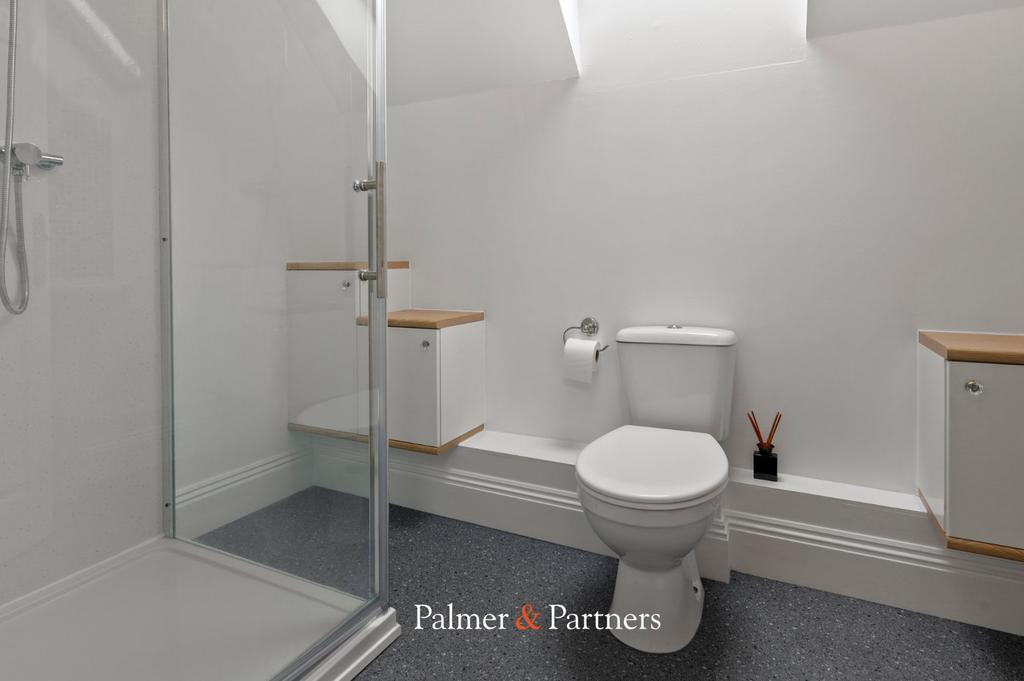 En-Suite Shower