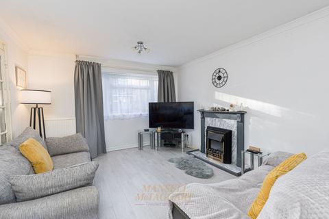 undefined, Trefoil Crescent, Crawley RH11