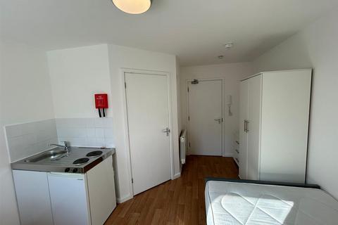 undefined, BOURNEMOUTH STUDIOS, BILLS INCLUDED