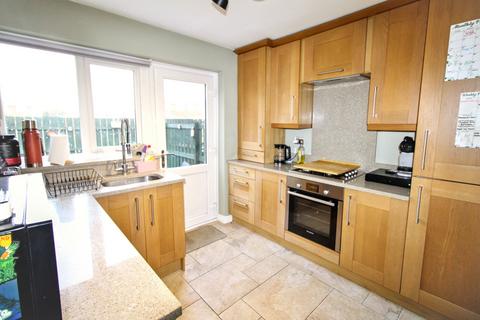 2 bedroom flat for sale, Ashburn Road, Hadrian Park, Wallsend, Tyne and Wear, NE28 9UW