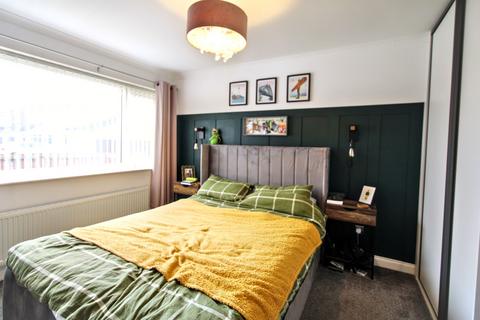 2 bedroom flat for sale, Ashburn Road, Hadrian Park, Wallsend, Tyne and Wear, NE28 9UW