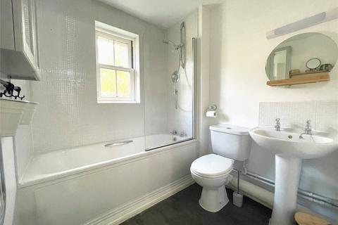 2 bedroom flat to rent, Sutton Park Road, Winchester SO21