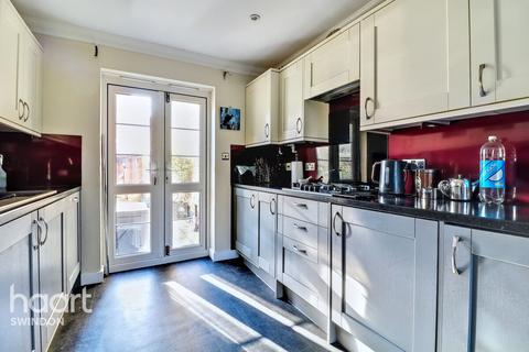 4 bedroom detached house for sale, White Eagle Road, Swindon