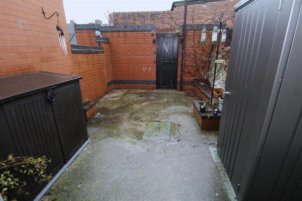 Rear Courtyard