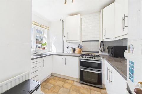 3 bedroom end of terrace house to rent, The Larches, Woking GU21